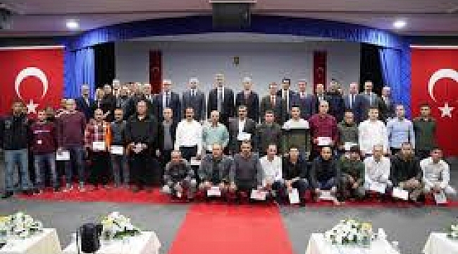 150 hükümlü eğitimleri başarıyla tamamladı, sertifikalarını aldı.