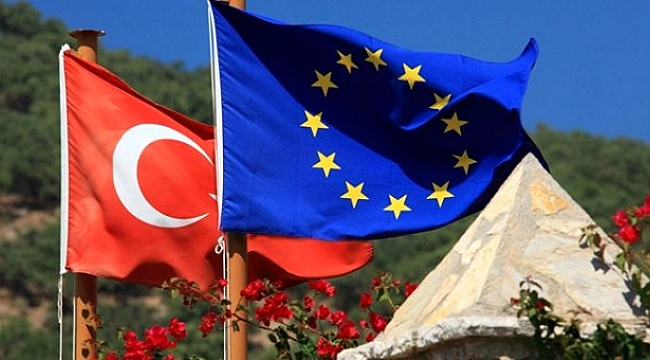 AB, Türkiye'ye yapılan mali yardımlarda 85 milyon euro kesintiye gitti.