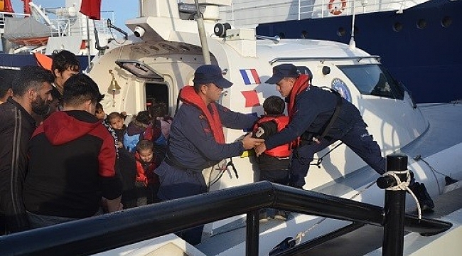 İzmir'de ölüme yolculukta 177 yabancı uyruklu şahıs yakalandı.