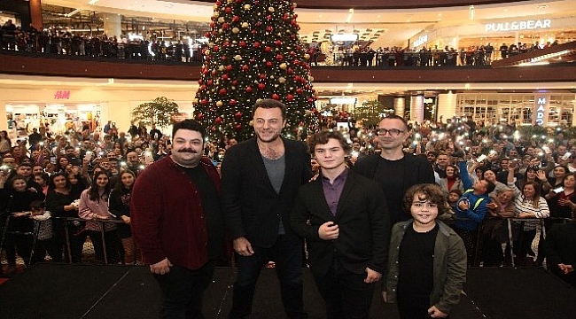 Naim filmine İzmir'de anlamlı gala.