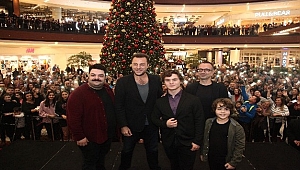 Naim filmine İzmir'de anlamlı gala.