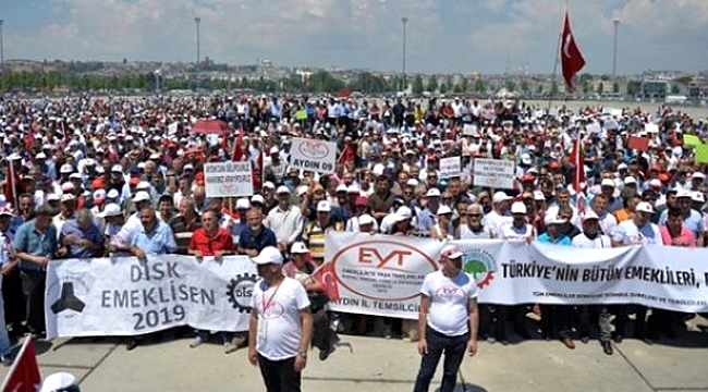 Son Dakika: Cumhurbaşkanı Erdoğan'dan EYT açıklaması: Seçim kaybetsem bile bu işte yokum.