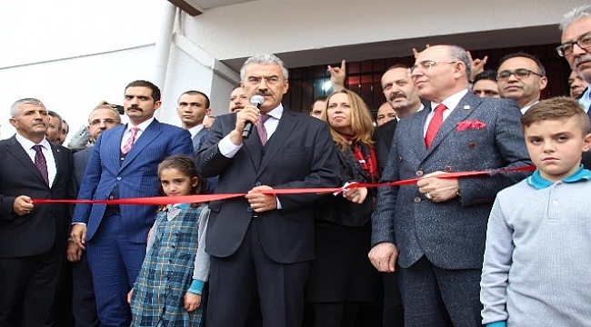 Ülkücü genç Fırat Yılmaz Çakıroğlu'nun adı artık okulda yaşayacak.