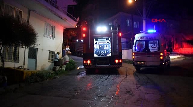 Kahraman itfaiyeci, bir kadını yanmaktan son anda kurtardı.