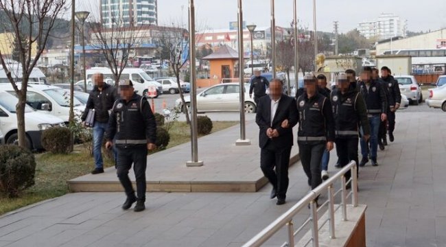 Sahte evraklarla insan kaçakçılığı yapan çete, polisin 6 aylık takibi sonrası çökertildi