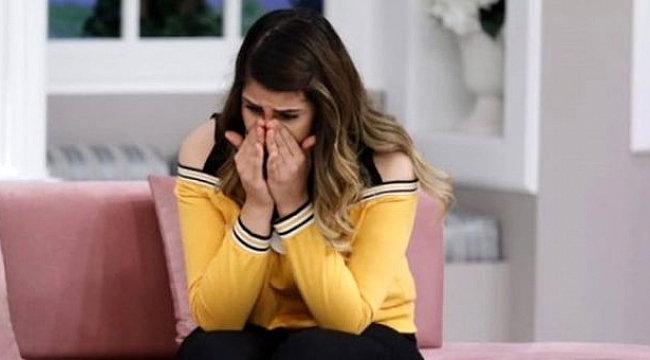 Çocuğunun babasını aramaya geldi, gerçeklerle Esra Erol'da programında yüzleşti.