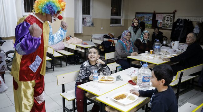 Depremzede çocuklara psikososyal destek veriliyor
