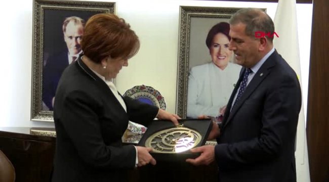 İzmir akşener'den 'bayrak' tepkisi bunun alçaklık olduğunu düşünüyorum