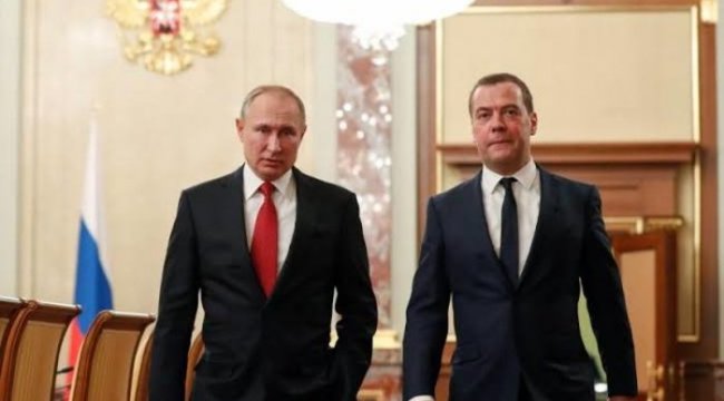 Putin’den Medvedev’e maaş jesti