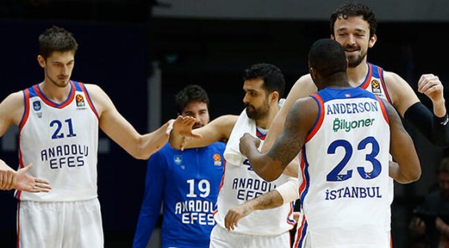 Basketbolda Türk takımları Avrupa&#039;nın zirvesinde