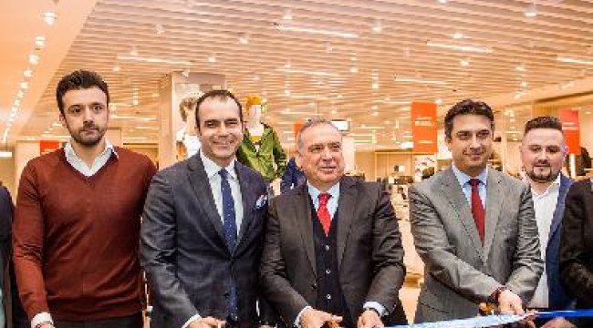 LC Waikiki 1000. mağazasını Kiev’de açtı