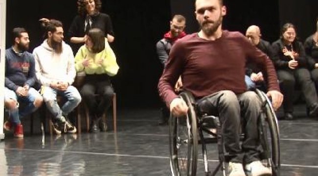 "Coğrafyanın Aşkları" müzikali engellilerin yüzünü güldürdü