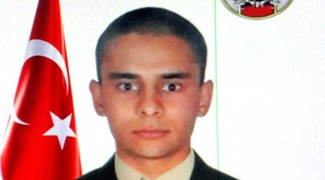 Şehit Uzman Onbaşı Nihat Kara'nın baba ocağına ateş düştü.