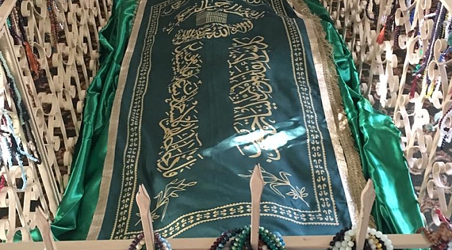 SİNAN DEDE TÜRBESİNE BAKIM YAPILDI.