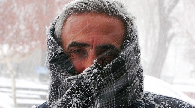 Ardahan'da 'Mart kapıdan baktırır' atasözü gerçek oldu.