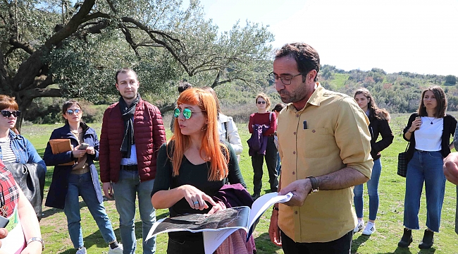 Bayraklı'da 'Çocuk ve Gençlik Köyü' çalıştayı.