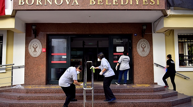 Bornova’da Corona Virüse karşı  temizlik seferberliği.