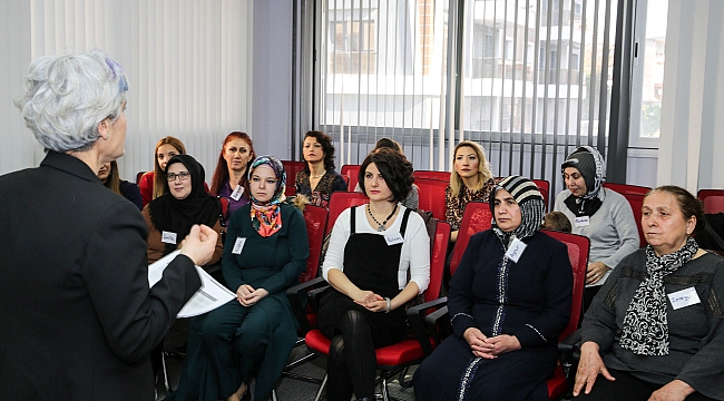 - Bucalı annelere AÇEV’le destek programı - Anneler öğrendi çocuklar sertifika verdi. - Bucalı anneler bilinçleniyor .