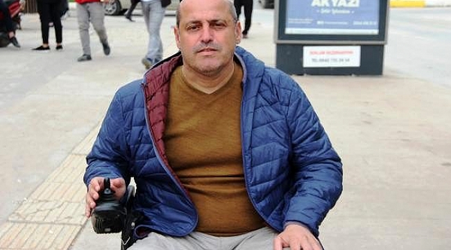 Halk otobüsü şoförünün almadığı engelli yolcu için yeni araç gönderildi.