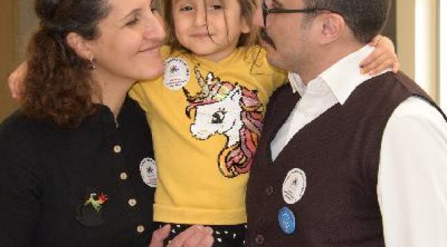 Hastalığı hayatı kaçırmasına engel olmadı; evlendi, çocuk sahibi oldu