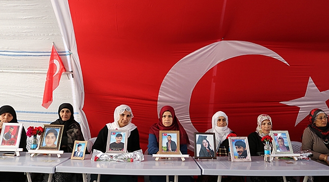 HDP önündeki ailelerin evlat nöbeti 190'ıncı gününde.