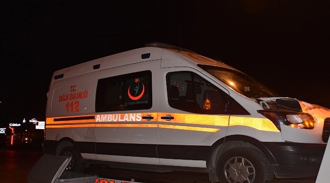 İzmir'de ambulansın çarptığı çift yaşamını yitirdi.