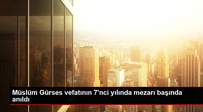 Müslüm Gürses vefatının 7'nci yılında mezarı başında anıldı.