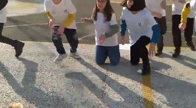 Tavuk kovalayarak UNESCO’nun gözüne girdiler