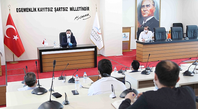 Başkan Sandal, "Salgınla mücadelede iyi durumdayız"  Bayraklı’da koordinasyon kurulu toplandı.