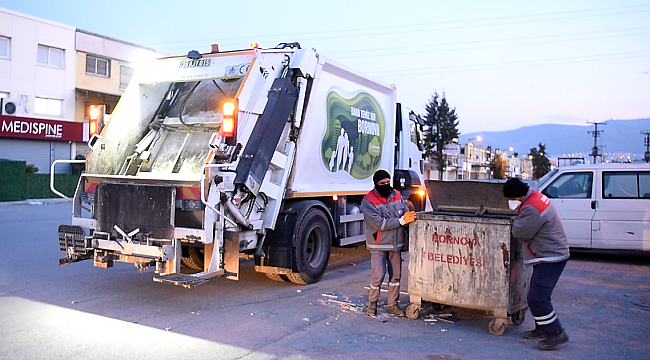 Bornova’da çöpler 7/24 toplanacak    Başkan İduğ: Çalışanların sağlığı ve 7/24 kesintisiz hizmet için.