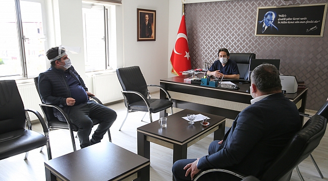 - Buca Belediyesi’nden sağlık kahramanlarına ekipman desteği - Başkan Kılıç’tan 500 sağlık çalışanına ekipman desteği - Sağlık çalışanlarına ekipman desteği sürecek.
