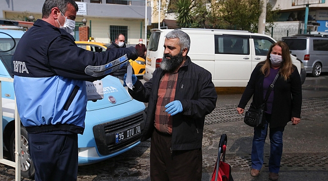 - Buca pazarlarında OHAL: İçerde ve dışarda Covid-19 önlemleri! - Buca’nın semt pazarlarında maske ve mesafe teyakkuzu - Pazar yerlerinde koronavirüs tedbirleri: Temassız mesafeli alışveriş.