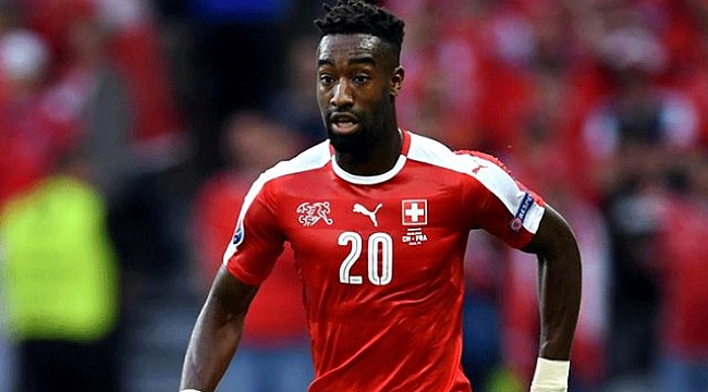 Djourou, sözleşmesini fesheden Sion'u mahkemeye verdi.