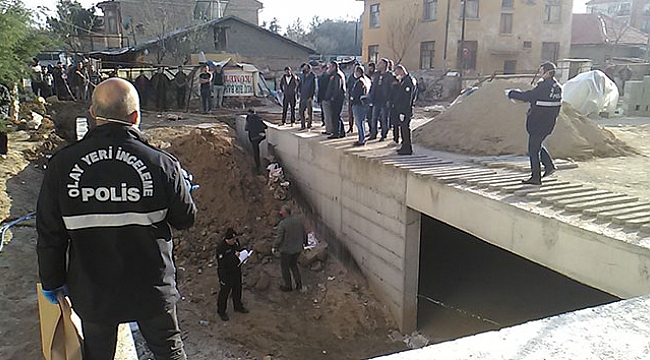 Kayıp çocuk su birikintisinde ölü bulundu.