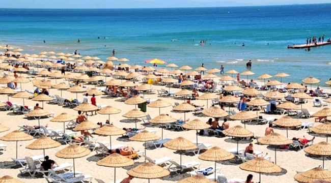 Turizm Bakanı'nın "Mayıs sonu normalleşme başlayabilir" sözü turizmcileri umutlandırdı.