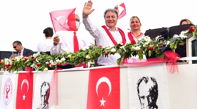 Bornova’da 19 Mayıs bir başka güzel Başkan İduğ: Bu bayramlar ilelebet kutlanacak.
