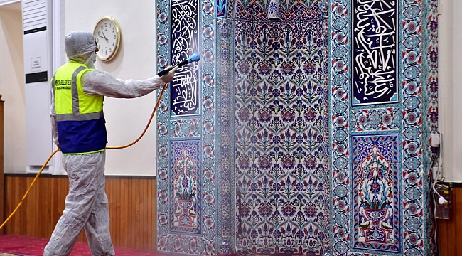 Camiler Cuma’ya hazır Bornova’da Cuma hazırlıkları tamam.