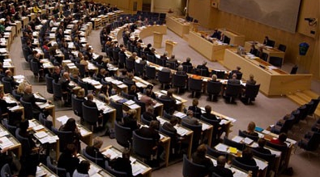 İsveç'te Türk asıllı vekillerden küstah öneri!.
