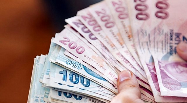 Mayıs ayı burs ve kredi ödemeleri öğrencilerin hesaplarına yatmaya başladı.