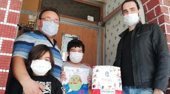 Resim yarışmasının kazananları ödüllerini aldı