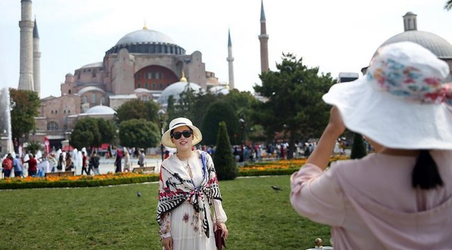 Türkiye dünya turizm gelirlerinde 13&#039;üncü sıraya yükseldi