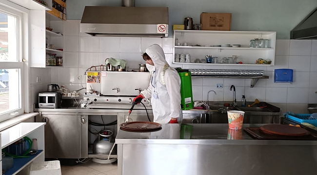 AÇILACAK İŞLETMELER DEZENFEKTE EDİLDİ.