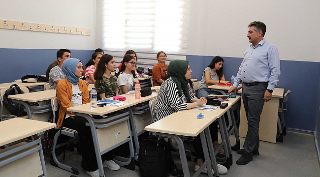 BAYSEM yeni öğrencilerini seçiyor.