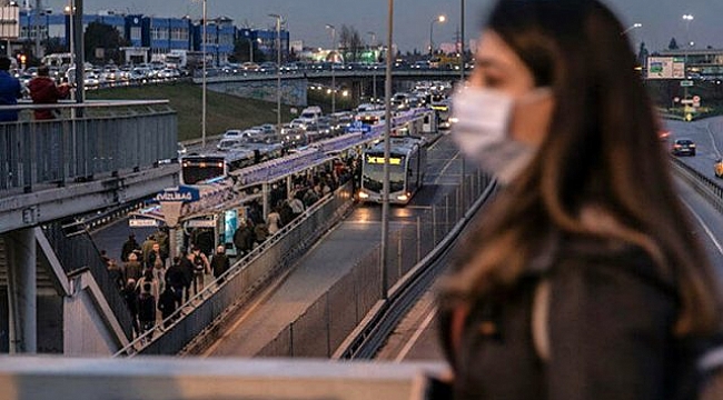 Bilim Kurulu Üyesi Tevfik Özlü: Maske, hijyen ve mesafeye dikkat edersek yeni normalde her şeyi yapabiliriz.