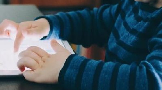 Ebeveynler dikkat: Çocuğunuz internette istismara maruz kalıyor olabilir