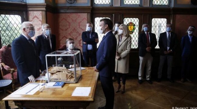 Macron&#039;a sandıkta &quot;yeşil dalga&quot; darbesi