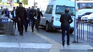 Öz kızını döven babaya ve kızına hapis cezası.