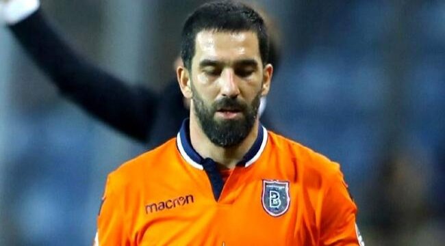 Arda Turan'dan Galatasaray formalı paylaşım