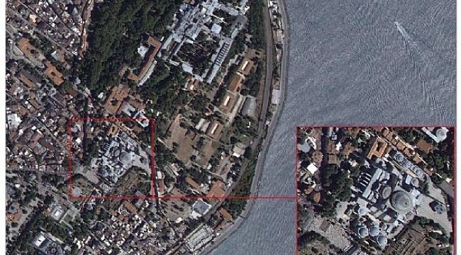 Ayasofya'ya akın! 35 bin kişi uydudan görüntülendi!.