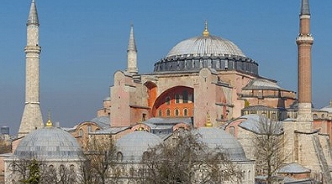 Danıştay'daki duruşma sonrası Yunanistan'dan Ayasofya çıkışı.